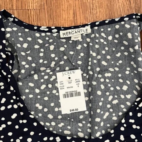 🌀 J. Crew Tank! - Picture 2 of 5